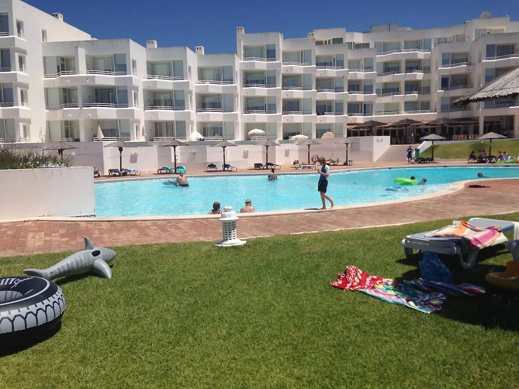 Aldeamento Turistico Da Prainha Hotel Alvor 3*,
